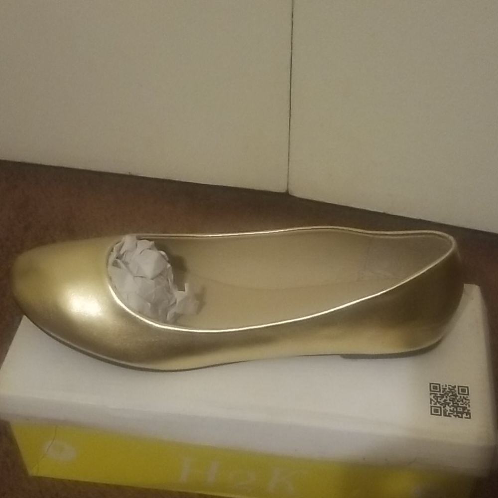 Gold flats